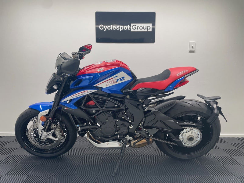 Load image into Gallery viewer, 2024 MV Agusta Dragster RR 'America' Limited Edition
