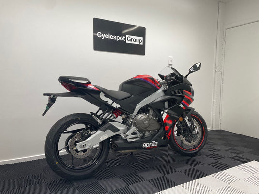 2025 Aprilia RS 457