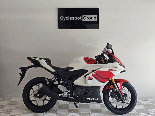 2026 Yamaha R 3 Anniversary Edition