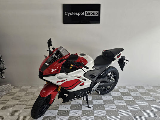 2026 Yamaha R 3 Anniversary Edition