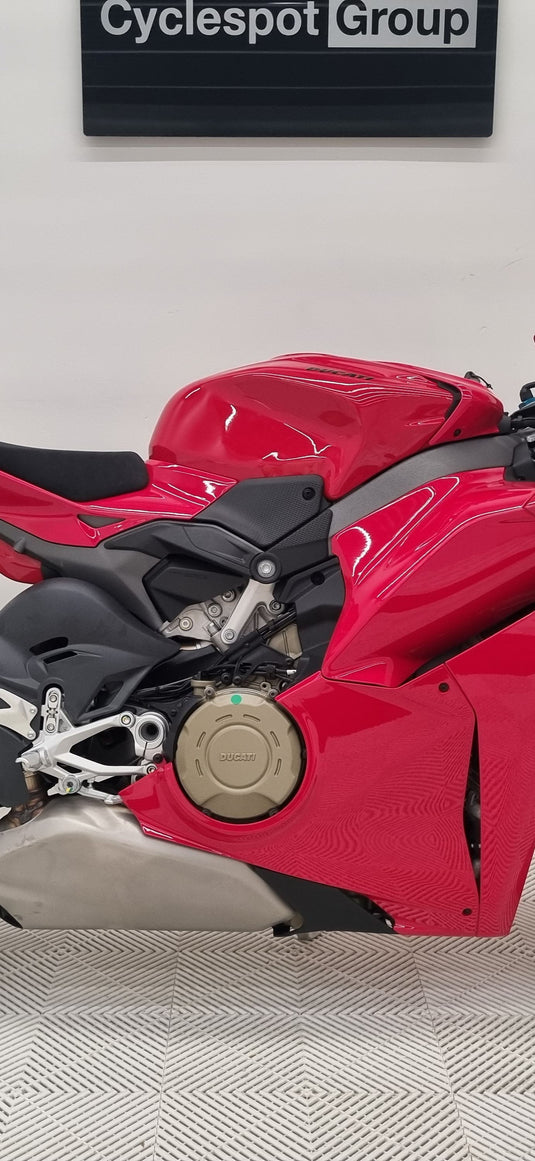 2025 Ducati Panigale V4S