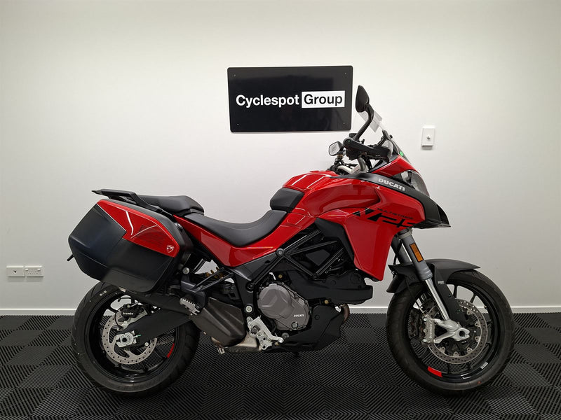 Load image into Gallery viewer, 2023 Ducati Multistrada V2S - LAST ONE Save $3600
