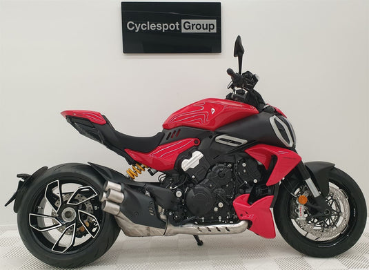 2025 Ducati Diavel V4