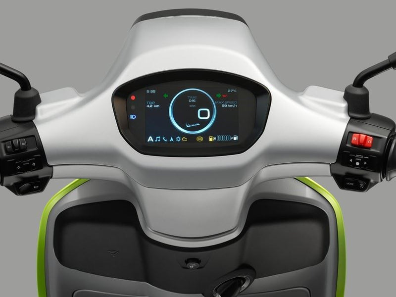 Load image into Gallery viewer, 2025 Vespa Sprint Tech 150
