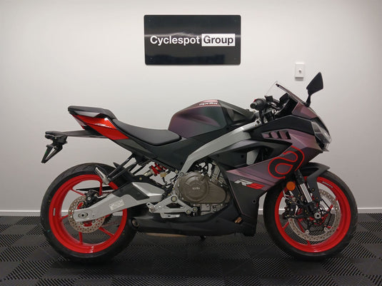 2025 Aprilia RS457