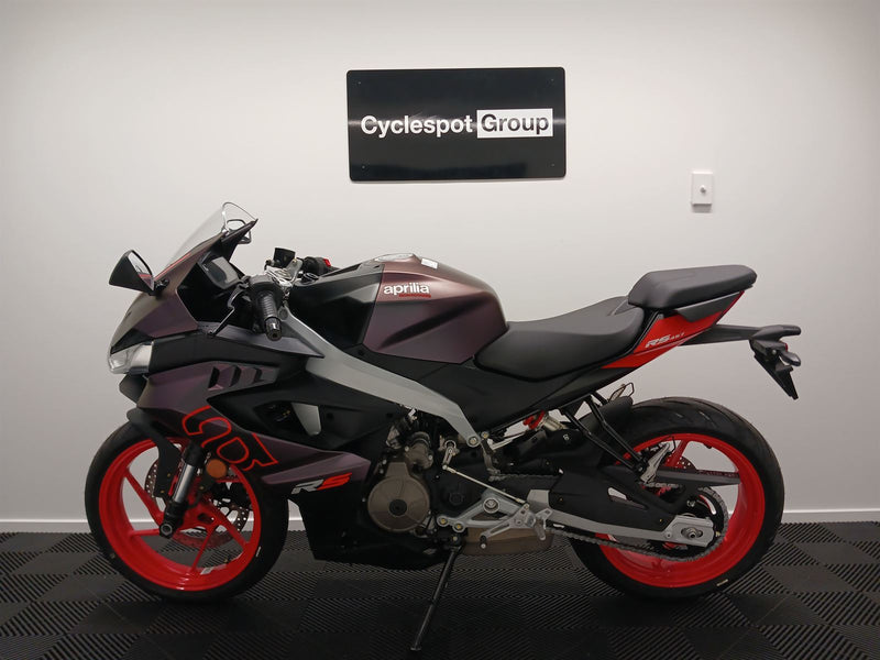 Load image into Gallery viewer, 2025 Aprilia RS 457
