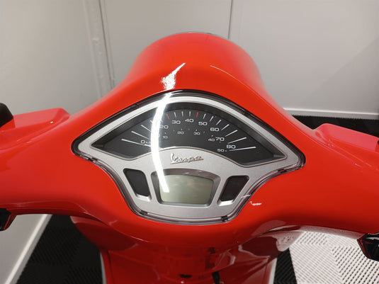 2024 Vespa GTS 150 Super