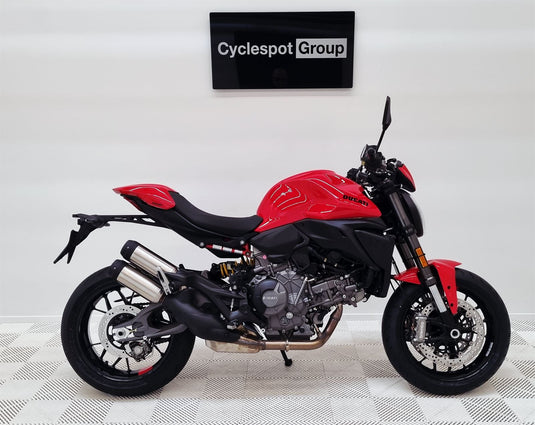 2026 Ducati Monster Plus