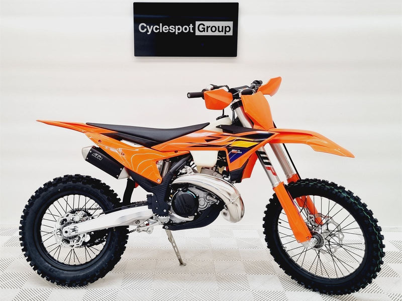 Load image into Gallery viewer, 2026 KTM XC 300

