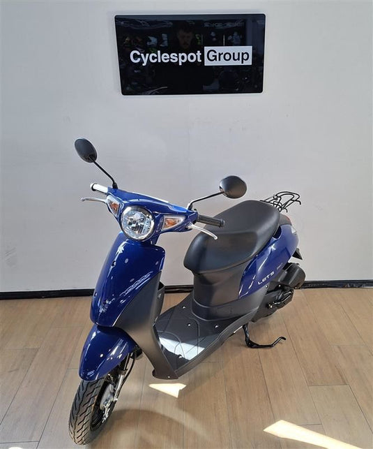 2026 Suzuki UZ50 BLACK AND BLUE