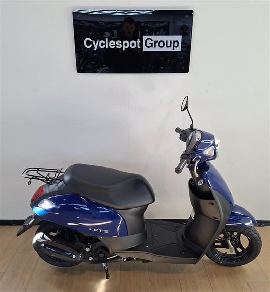 2026 Suzuki UZ50 BLACK AND BLUE