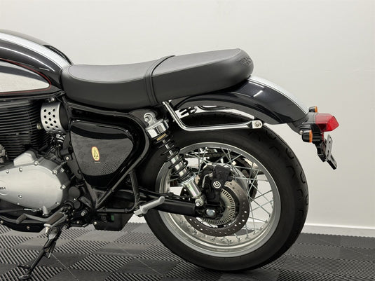 2024 BSA Gold Star MIDNIGHT BLACK
