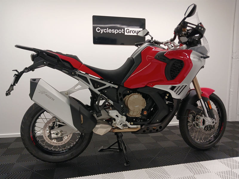 Load image into Gallery viewer, 2024 MV Agusta Enduro Veloce Ex demo
