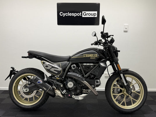 2025 Ducati Scrambler FULL THROTTLE