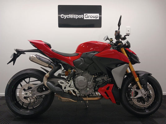 2026 Ducati Street Fighter V2S