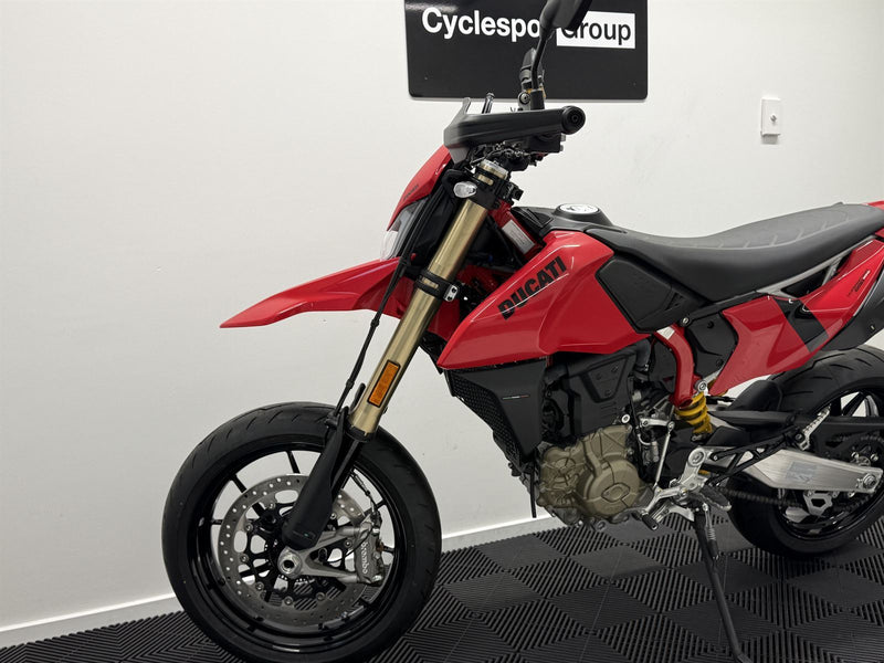 Load image into Gallery viewer, 2024 Ducati Hypermotard 698 MONO
