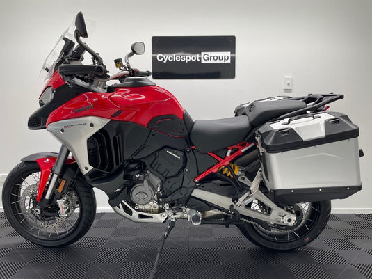 2025 Ducati Multistrada V4 Rally +Travel & Radar