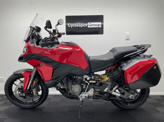 2026 Ducati Multistrada V2S TRAVEL