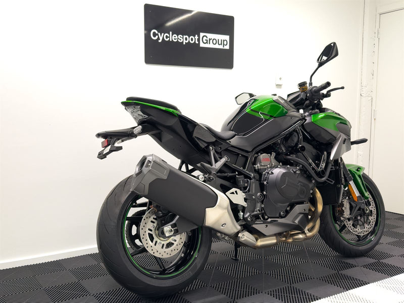 Load image into Gallery viewer, 2025 Kawasaki Z H2
