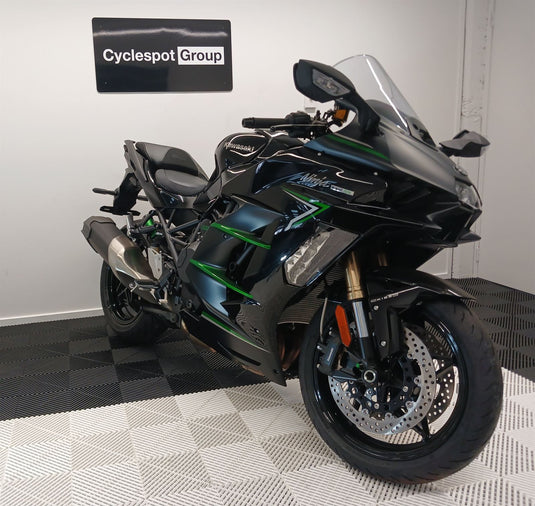 2025 Kawasaki Ninja H2 SX