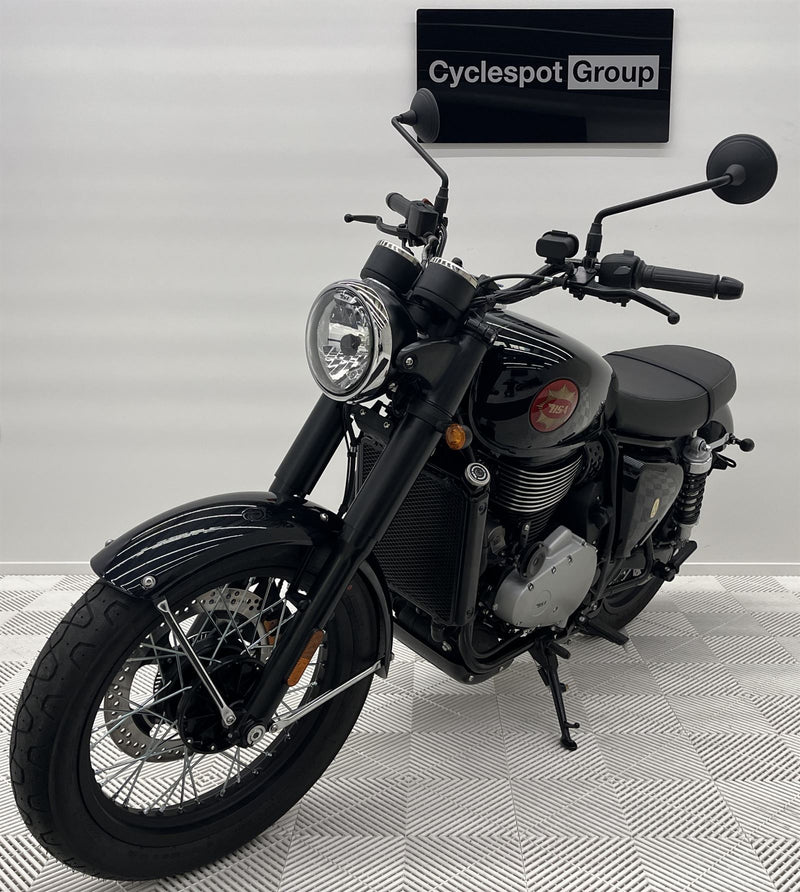 Load image into Gallery viewer, 2024 BSA Gold Star Shadow Black
