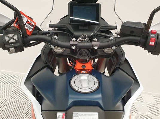 2024 KTM Adventure 890 R + TECH PACK