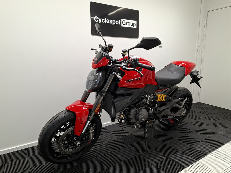 Load image into Gallery viewer, 2026 Ducati Monster Plus
