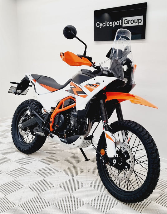 2025 KTM Adventure 390R