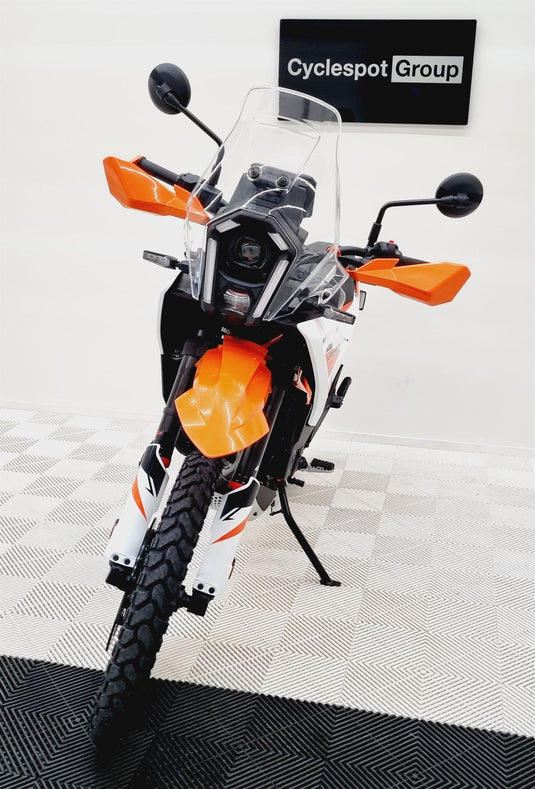 2025 KTM Adventure 390R