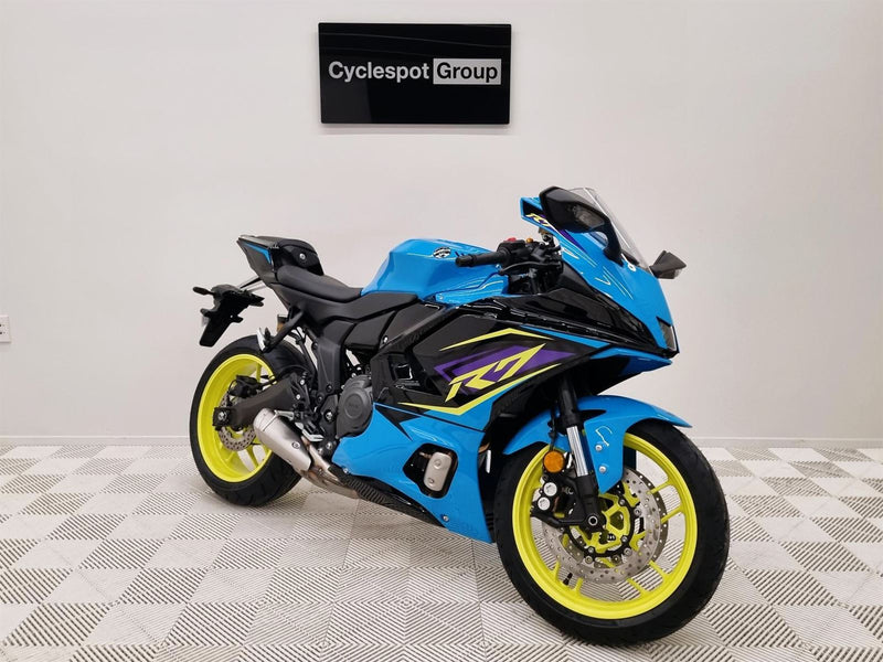 Load image into Gallery viewer, 2026 Yamaha R 7 LAMS
