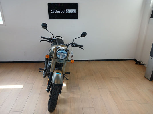 2026 Royal Enfield Classic 350 Commando Sand