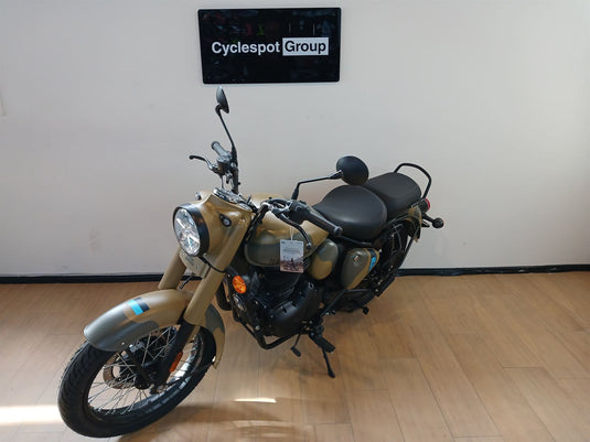 2026 Royal Enfield Classic 350 Commando Sand