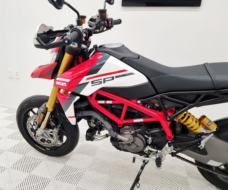 Load image into Gallery viewer, 2022 Ducati Hypermotard
