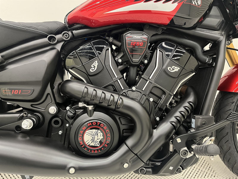 Load image into Gallery viewer, 2025 Indian Scout 101 - Limited + Tech
