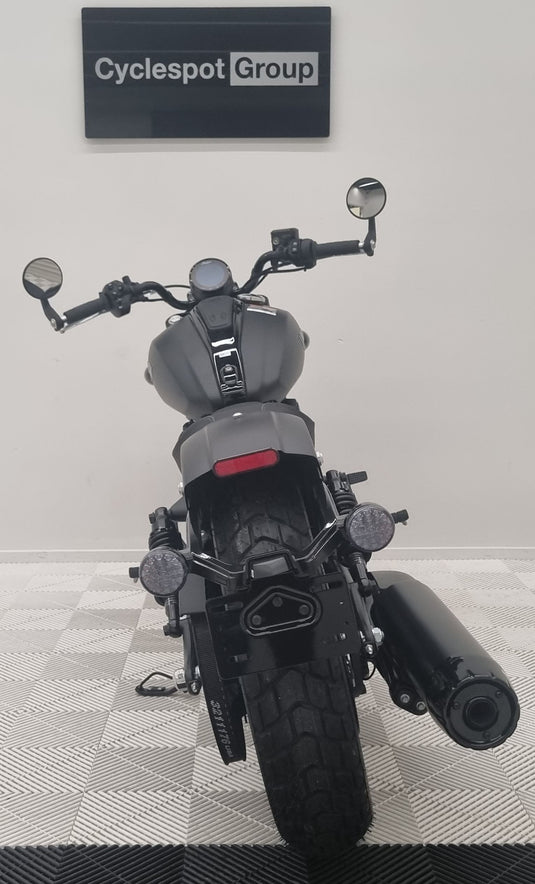 2025 Indian Scout Bobber Limited + Tech