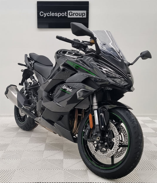2025 Kawasaki Ninja 1100 SX