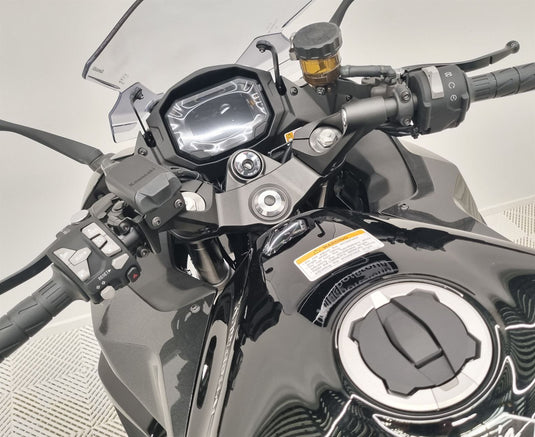 2025 Kawasaki Ninja 1100 SX
