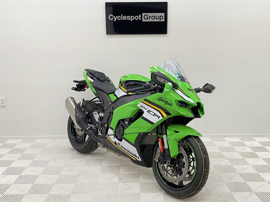 2025 Kawasaki Ninja ZX-10R KRT