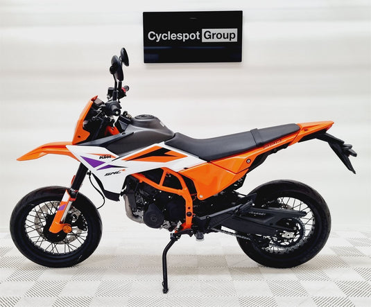 2025 KTM SMC 390 R