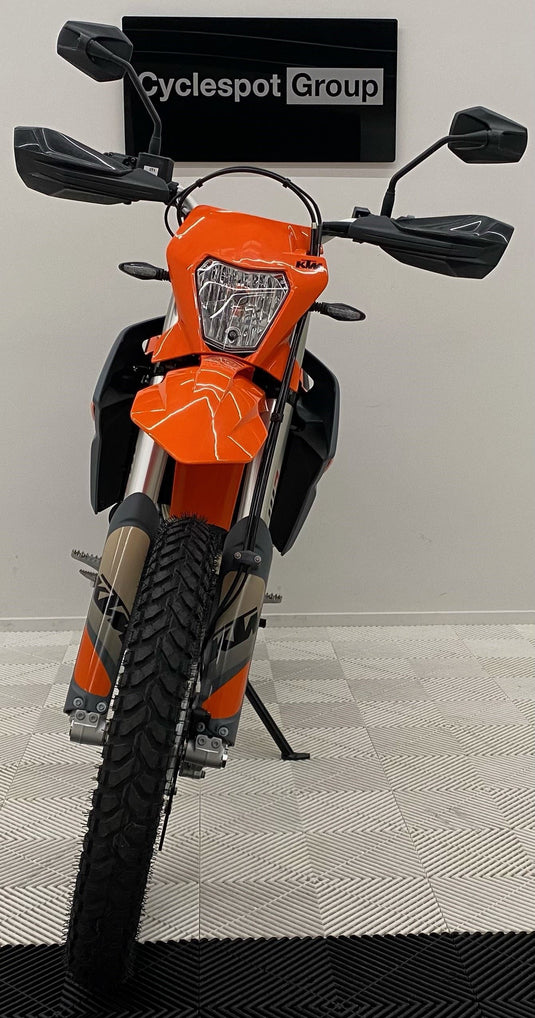 2024 KTM Enduro 690