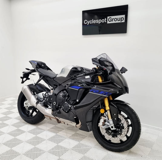 2024 Yamaha R 1 M