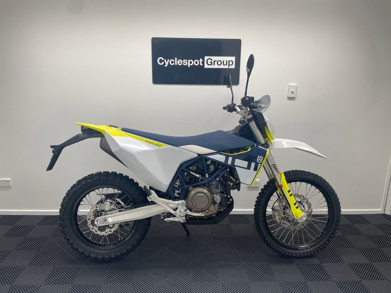 Load image into Gallery viewer, 2024 Husqvarna FE 701
