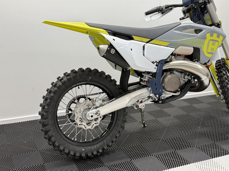Load image into Gallery viewer, 2024 Husqvarna TX 300
