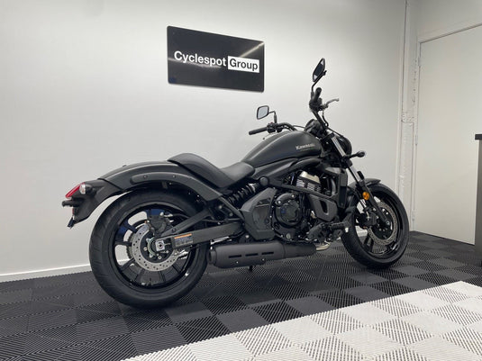 2025 Kawasaki Vulcan S L Black