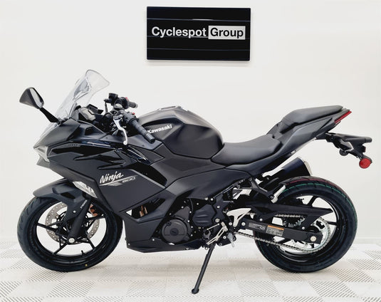2026 Kawasaki Ninja 500 LAMS