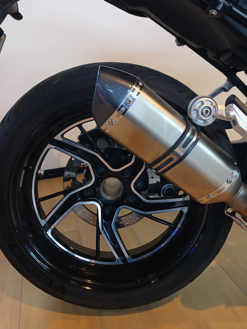 Load image into Gallery viewer, 2019 BMW R 1200R
