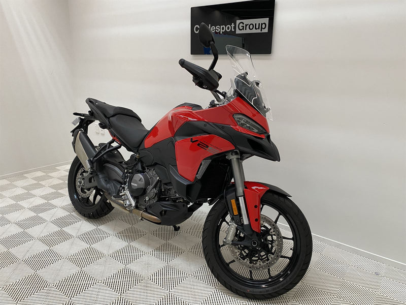 Load image into Gallery viewer, 2025 Ducati Multistrada V2S
