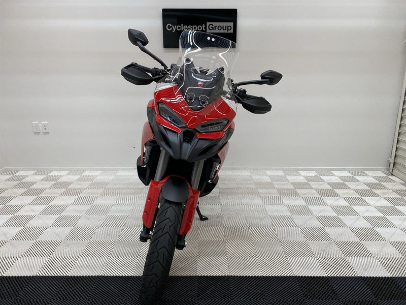 Load image into Gallery viewer, 2025 Ducati Multistrada V2S
