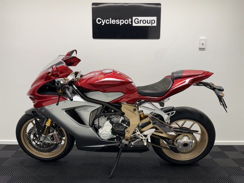 Load image into Gallery viewer, 2012 MV Agusta F3 Serie Oro
