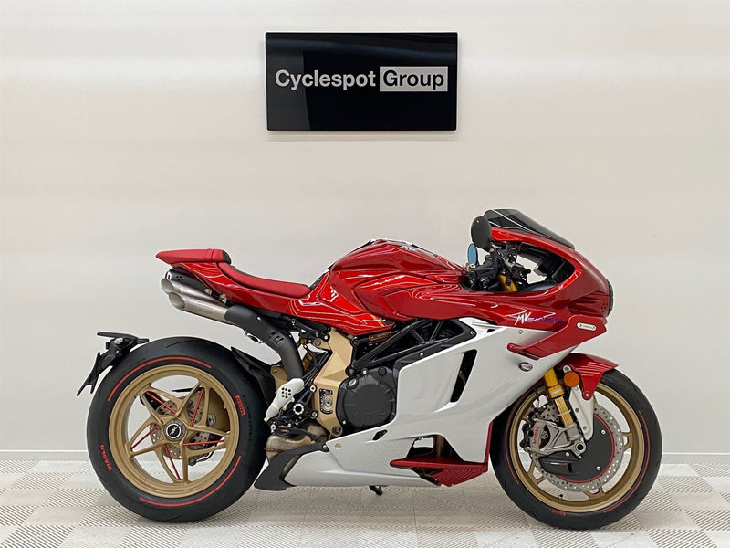 Load image into Gallery viewer, 2024 MV Agusta Superveloce 1000 Serie Oro
